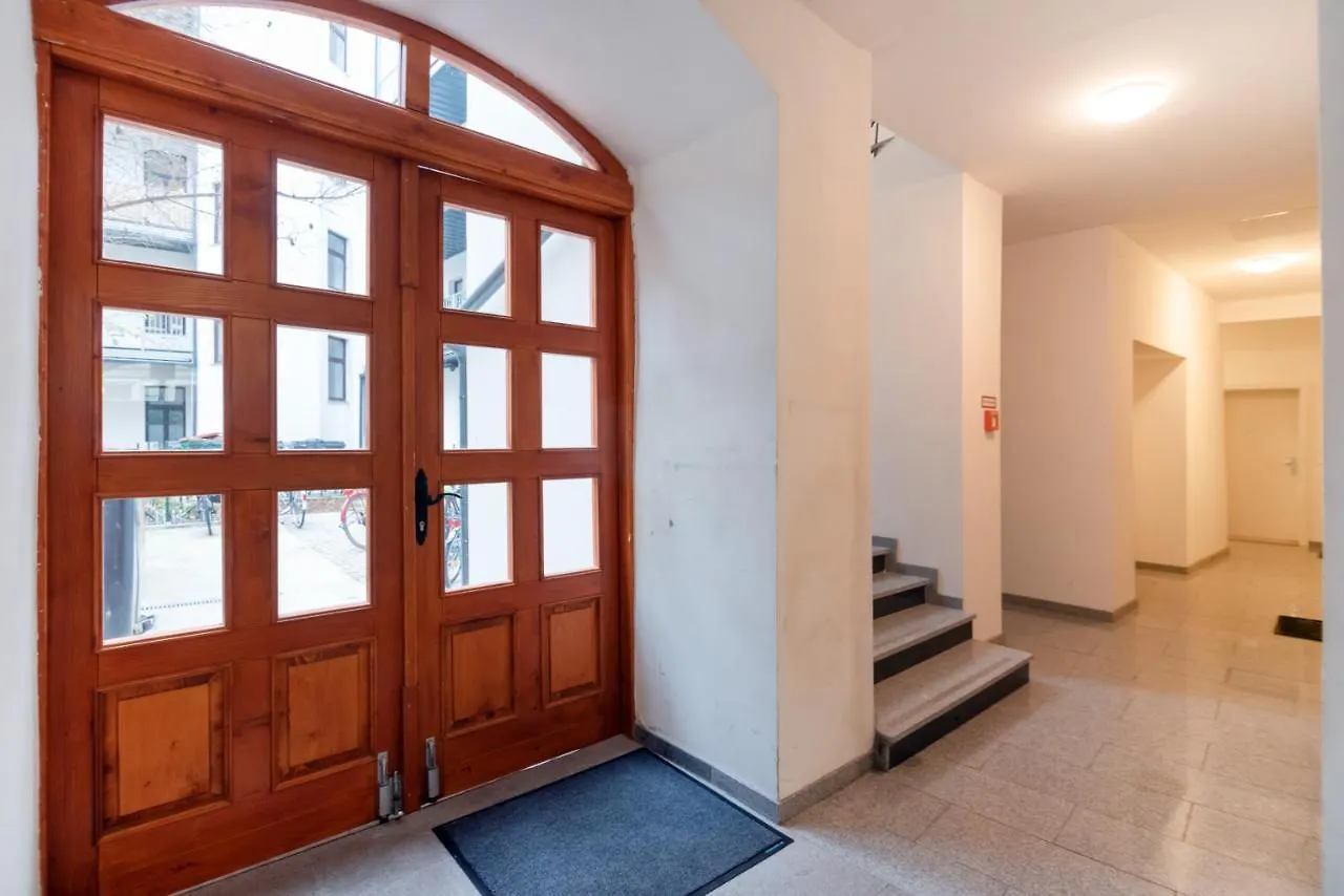 New, Stylish, Bright, Cozy And Central Apartment In Quiet Area Wien