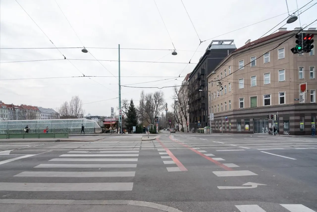 New, Stylish, Bright, Cozy And Central Apartment In Quiet Area Vienna