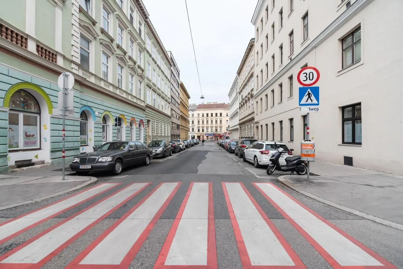 New, Stylish, Bright, Cozy And Central Apartment In Quiet Area Vienna 0*,