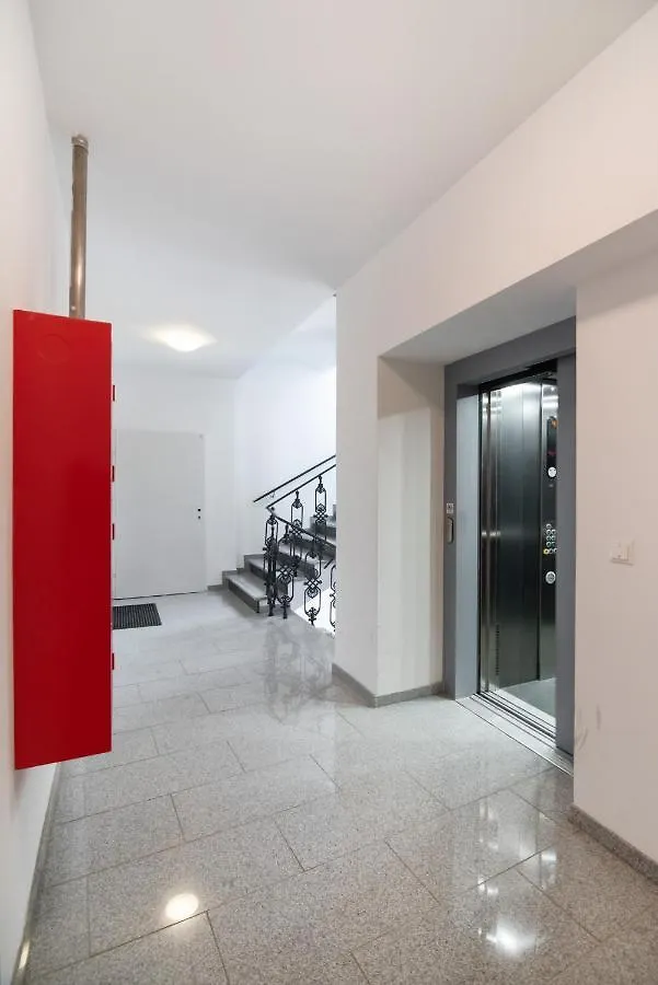 New, Stylish, Bright, Cozy And Central Apartment In Quiet Area Vienna