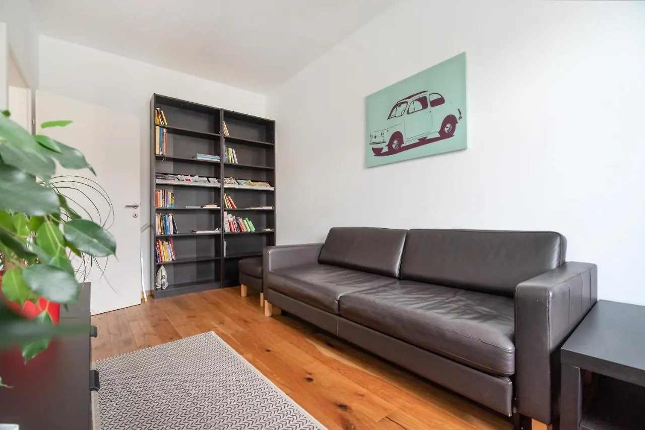New, Stylish, Bright, Cozy And Central Apartment In Quiet Area Vienna