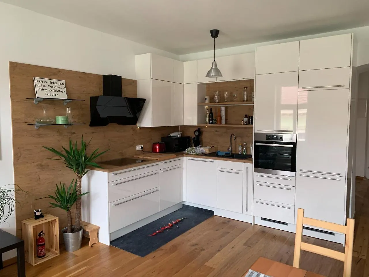 New, Stylish, Bright, Cozy And Central Apartment In Quiet Area Vienna